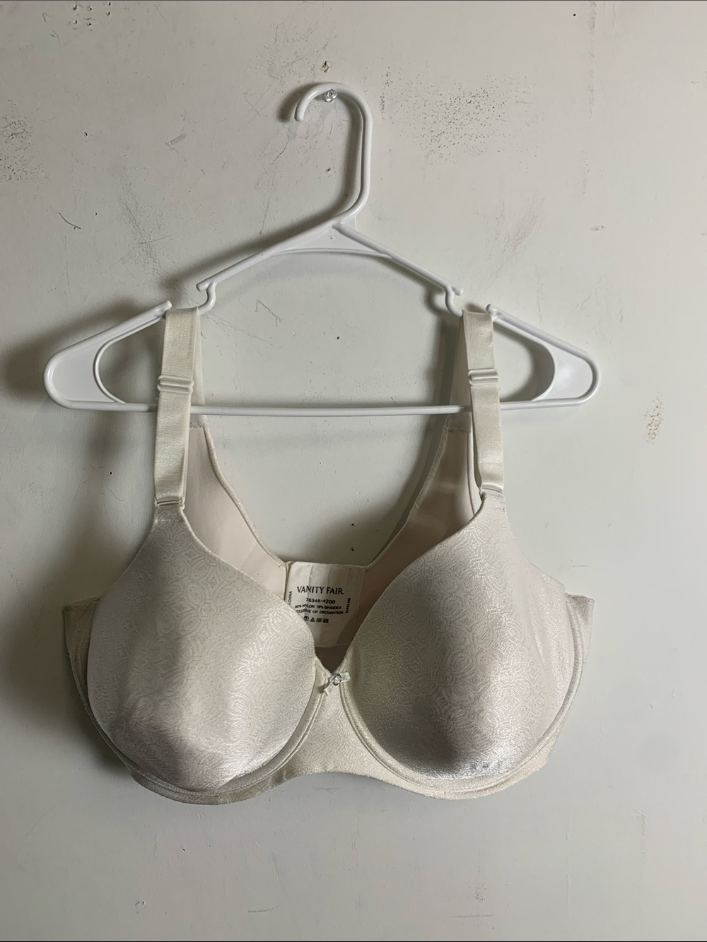 Vanity Fair Ivory Full-Coverage Underwire Bra